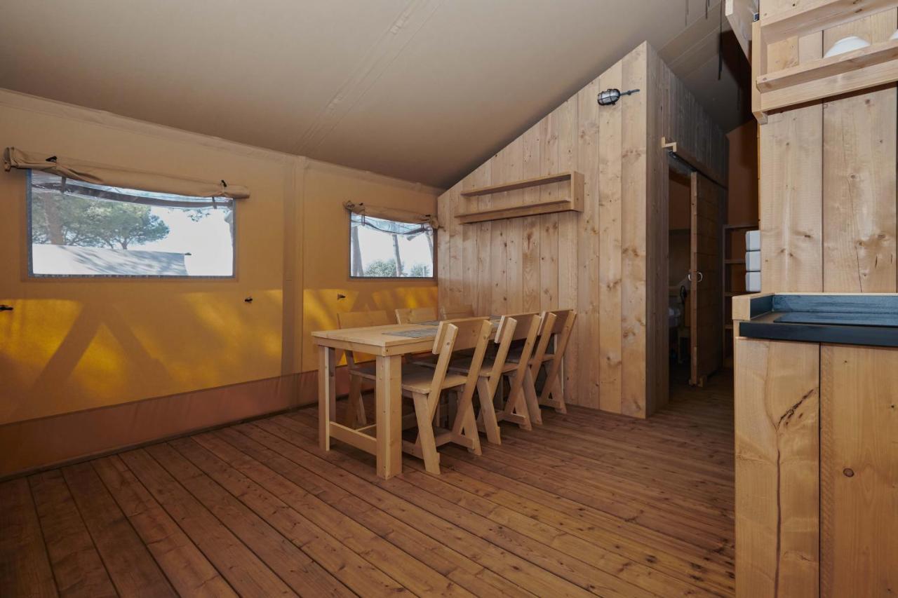Camping Resort-Bungalow Park Mas Patoxas Pals Bagian luar foto
